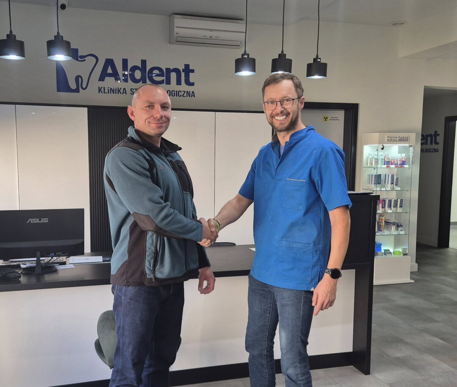 czyszczenie i odgrzybianie klimatyzacji w centrum stomatologicznym Aldent w Chełmży